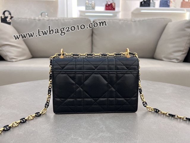 Dior专柜新款迪奥高仿原单黑色链条手袋小号斜挎女包 djfk1466